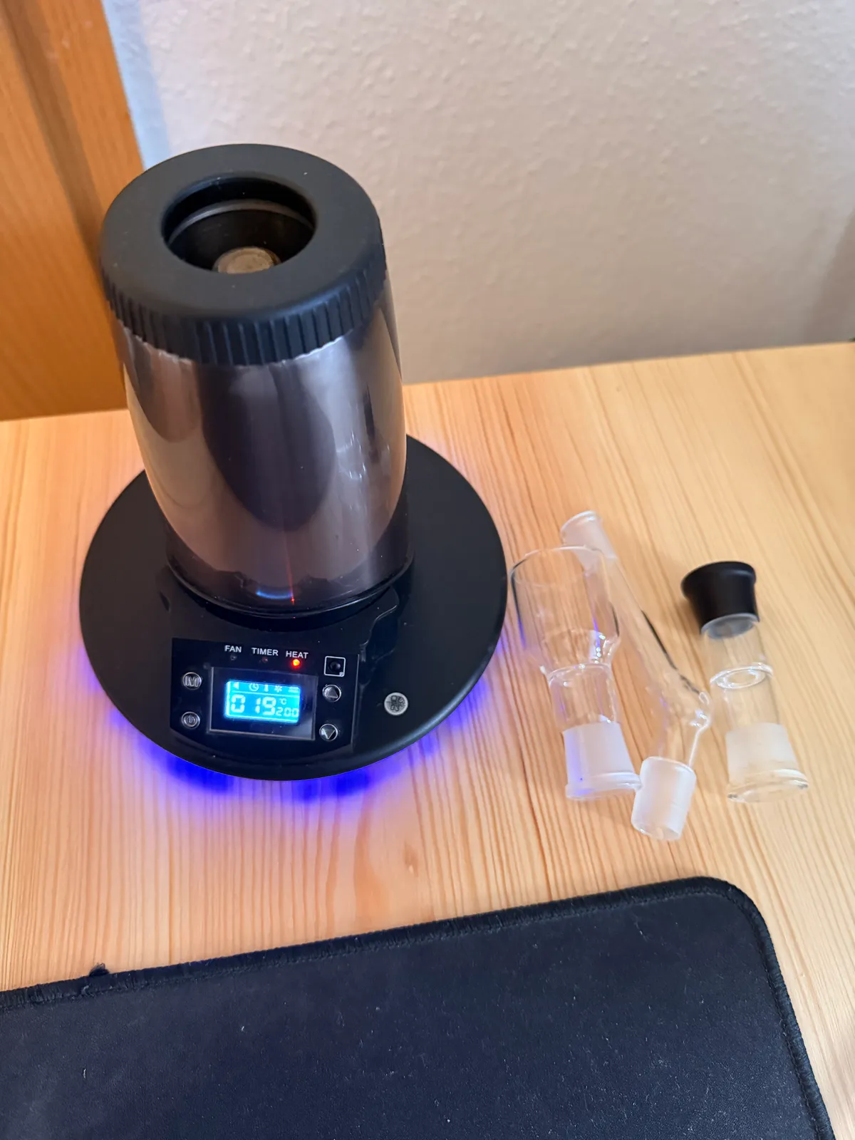 Extreme Q Vaporizer gebraucht kaufen | Arizer Extreme Q Bild 1 | VapoMarkt Extreme Q Vaporizer gebraucht kaufen - Arizer Extreme Q (gut), Produktfoto 1
