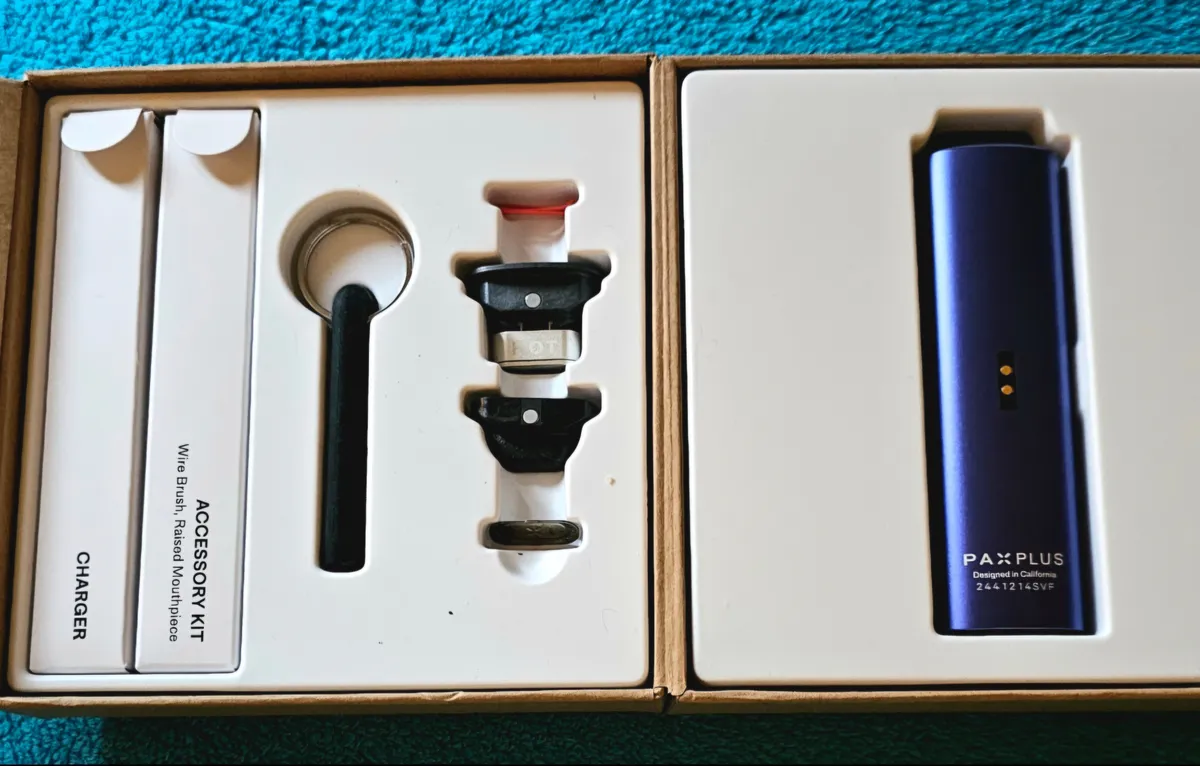 PAX Plus Vaporizer gebraucht kaufen | PAX Labs PAX Plus Bild 1 | VapoMarkt PAX Plus Vaporizer gebraucht kaufen - PAX Labs PAX Plus (wie neu), Produktfoto 1