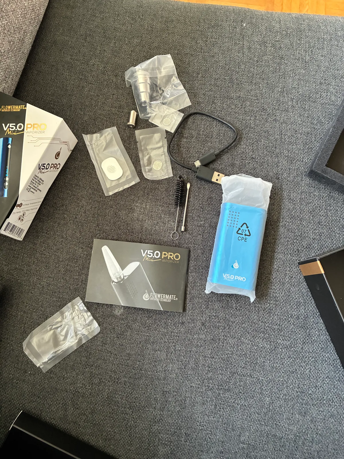 V5 Mini Pro Vaporizer gebraucht kaufen - FlowerMate V5 Mini Pro (wie neu), Produktfoto 2