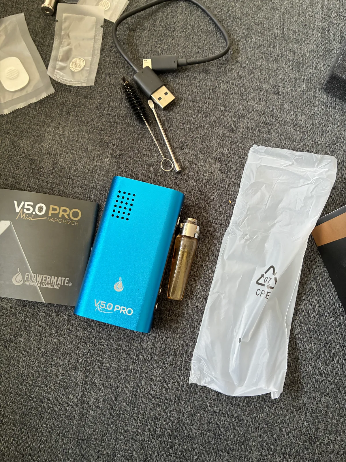 V5 Mini Pro Vaporizer gebraucht kaufen - FlowerMate V5 Mini Pro (wie neu), Produktfoto 3
